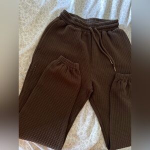 Textured sweat pants